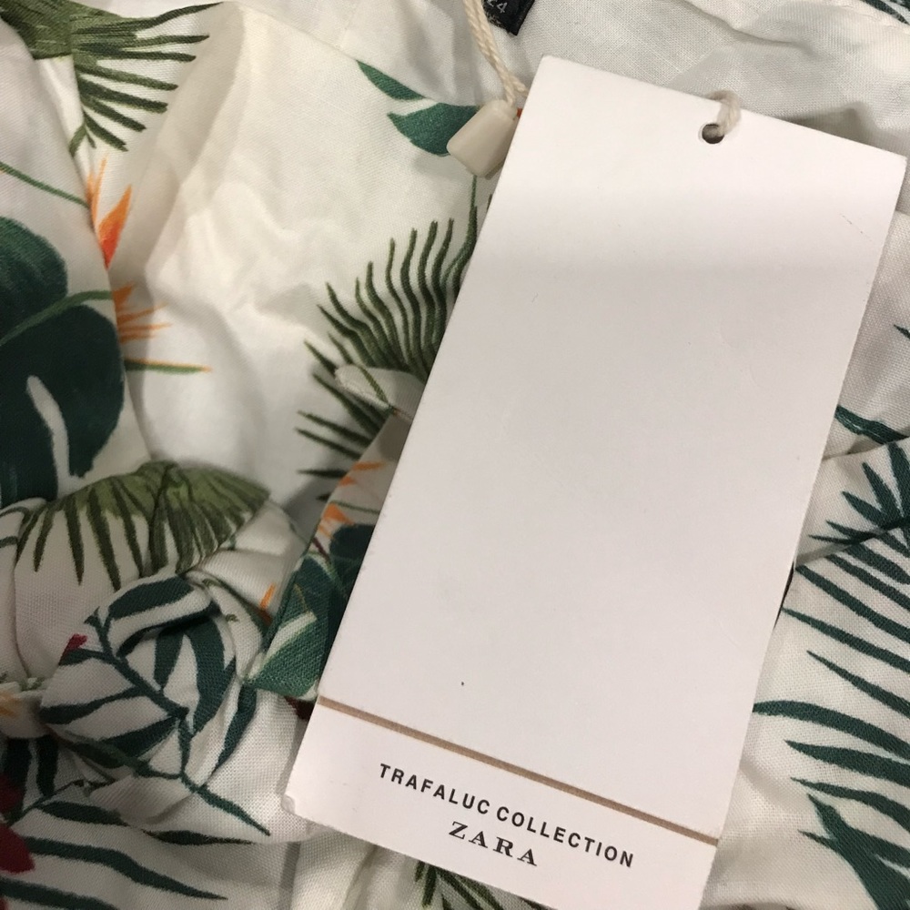 Zara Tropical Print Bralette Crop Top!✨ New-Boutique! - Picture 14 of 16